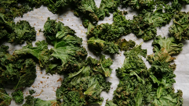 You are currently viewing Kale Chips: An Odd And Tasty Treat