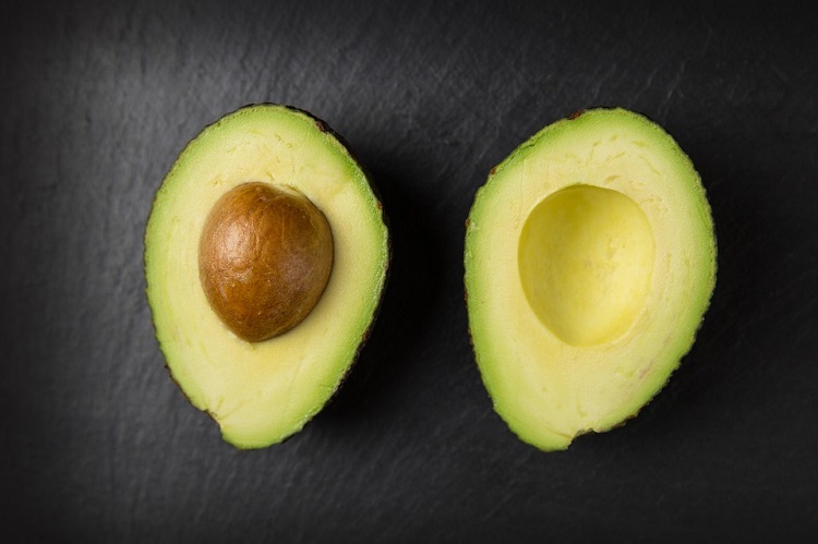 You are currently viewing Avocado for the Skin